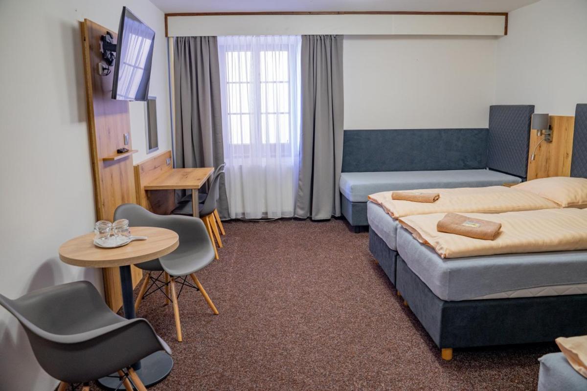 Zlatá Labuť Hotel Králíky